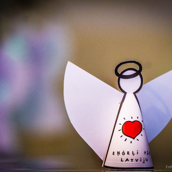 engeli par latviju